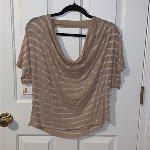 Scoop neck T-shirt